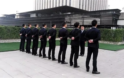 兴宁揭秘：如何选择靠谱的收债公司？老司机给你支招